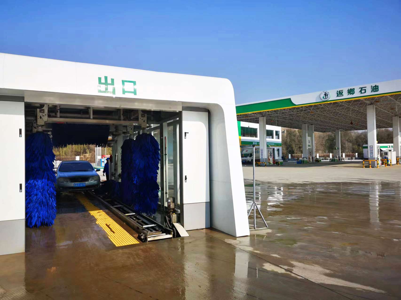 全自动洗车机行业迎来技术迭代热潮,智能化、高效化